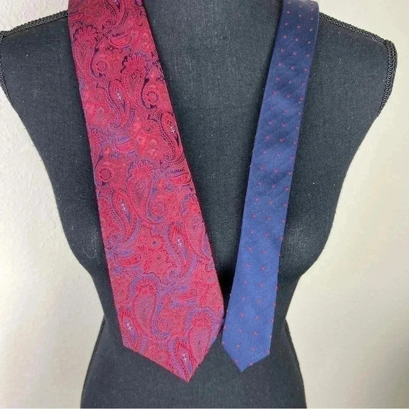 Tommy Hilfiger Men’s Red Navy Blue Paisley Tie - Picture 6 of 8